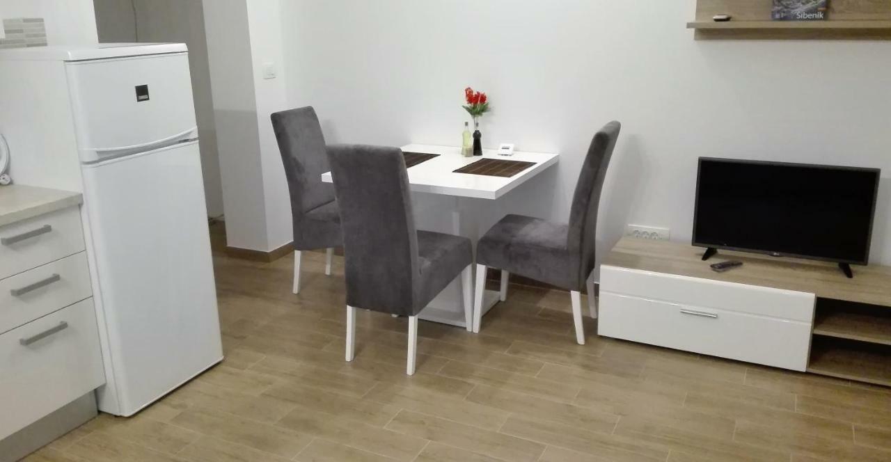 Apartamento Sibenska Oaza Šibenik Exterior foto