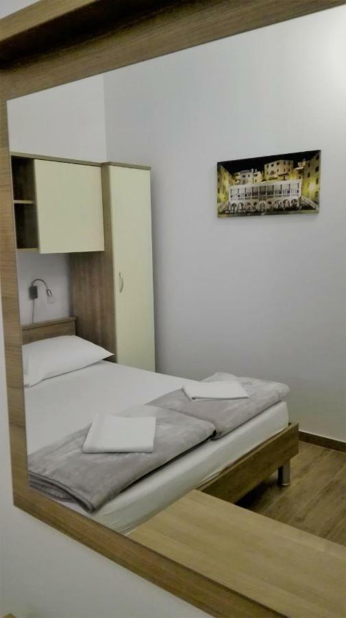 Apartamento Sibenska Oaza Šibenik Exterior foto
